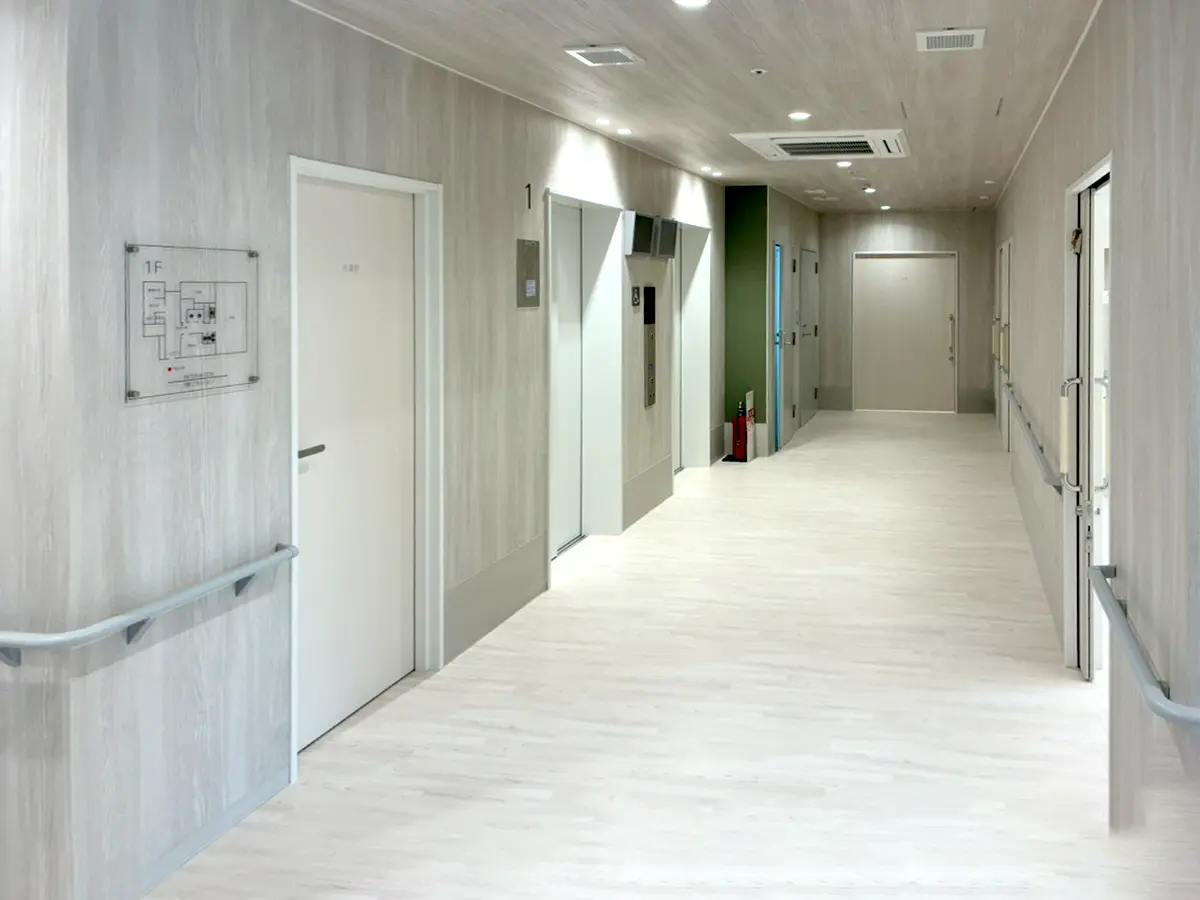 住宅型有料老人ホーム一家団蘭せきめ 廊下